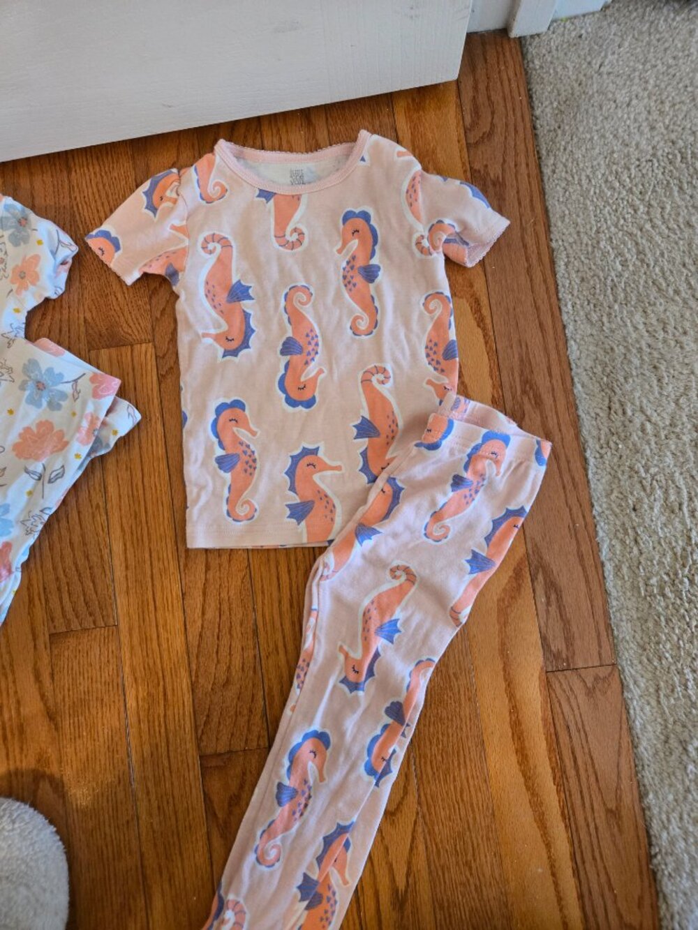 Girls size 3T four sets of pajamas - Picture 9 of 10
